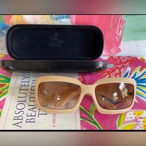 Vintage Chanel 5076H Cream Oversized Frame Sunglasses Made In Italy Y2K